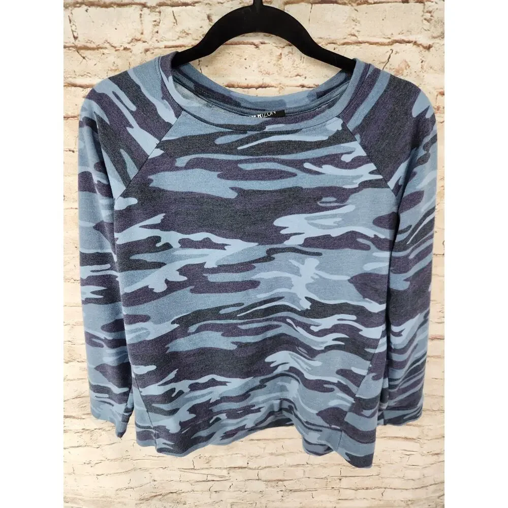 New Herizon Brand Size Large Blue Camo Pullover Top Long Sleeve - Picture 1 of 3